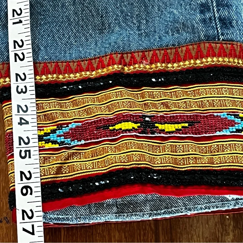 Levi's Blue Denim Jeans with Multicolor Embroidered Cuffs - Picture 10 of 10